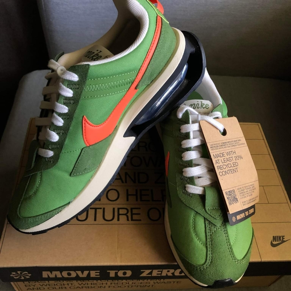 Nike Air Max Pre-Day LX "Chlorophyll"